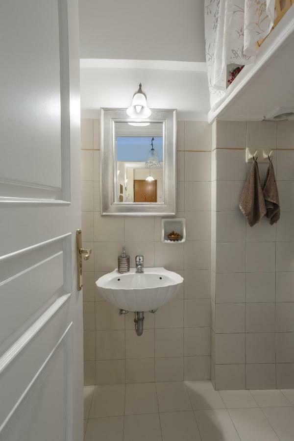 Athens Cozy Gem 2Br Apt - 200Mbps - 10 Min To Acropolis By Subway Esterno foto